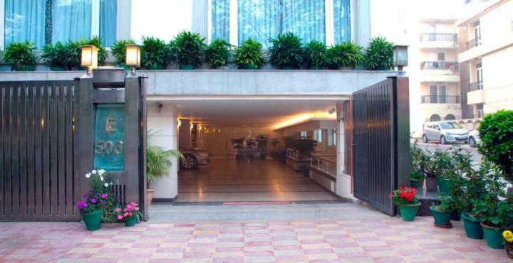 Alpina Hotels & Suites Nova Deli Exterior foto